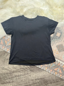 Small Lululemon Black T-Shirt