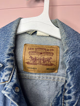 Load image into Gallery viewer, Medium Men’s Levi’s Denim Trucker Jacket
