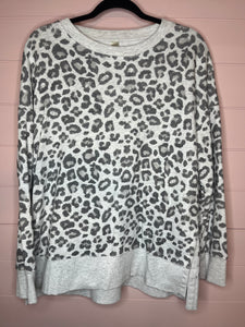 XL Green Tea Leopard Sweatshirt