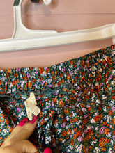 Load image into Gallery viewer, Small Entro Floral Ruffle Mini Skirt With Built In Shorts
