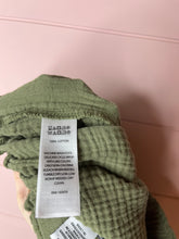 Load image into Gallery viewer, Medium Sincerely Jules Sage Green Cotton Gauze Pants
