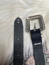 Load image into Gallery viewer, Small/ Medium Black &amp; Silver Western Belt
