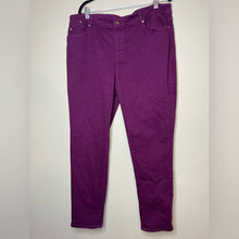 Load image into Gallery viewer, Size 16 Chicos Magenta Plus Size Jeggings Skinny Jeans
