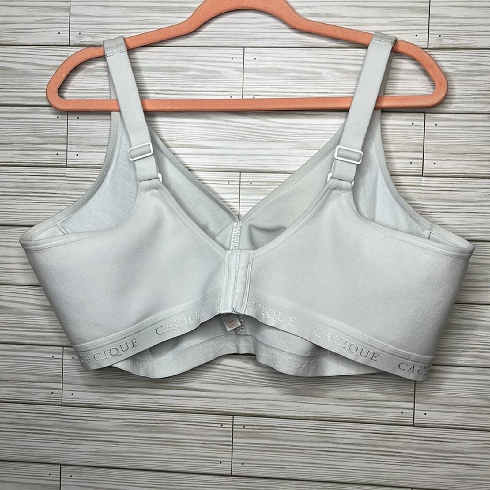 48F Cacique Unlined Full Coverage No Wire White Plus Size Bra – Thrifty  Babes