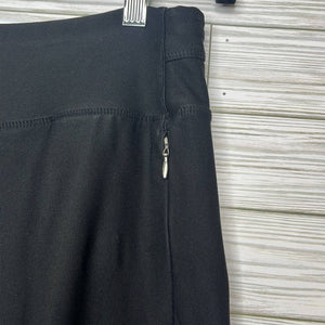 Medium Lucy Black Short Cropped High Rise Yoga Pants