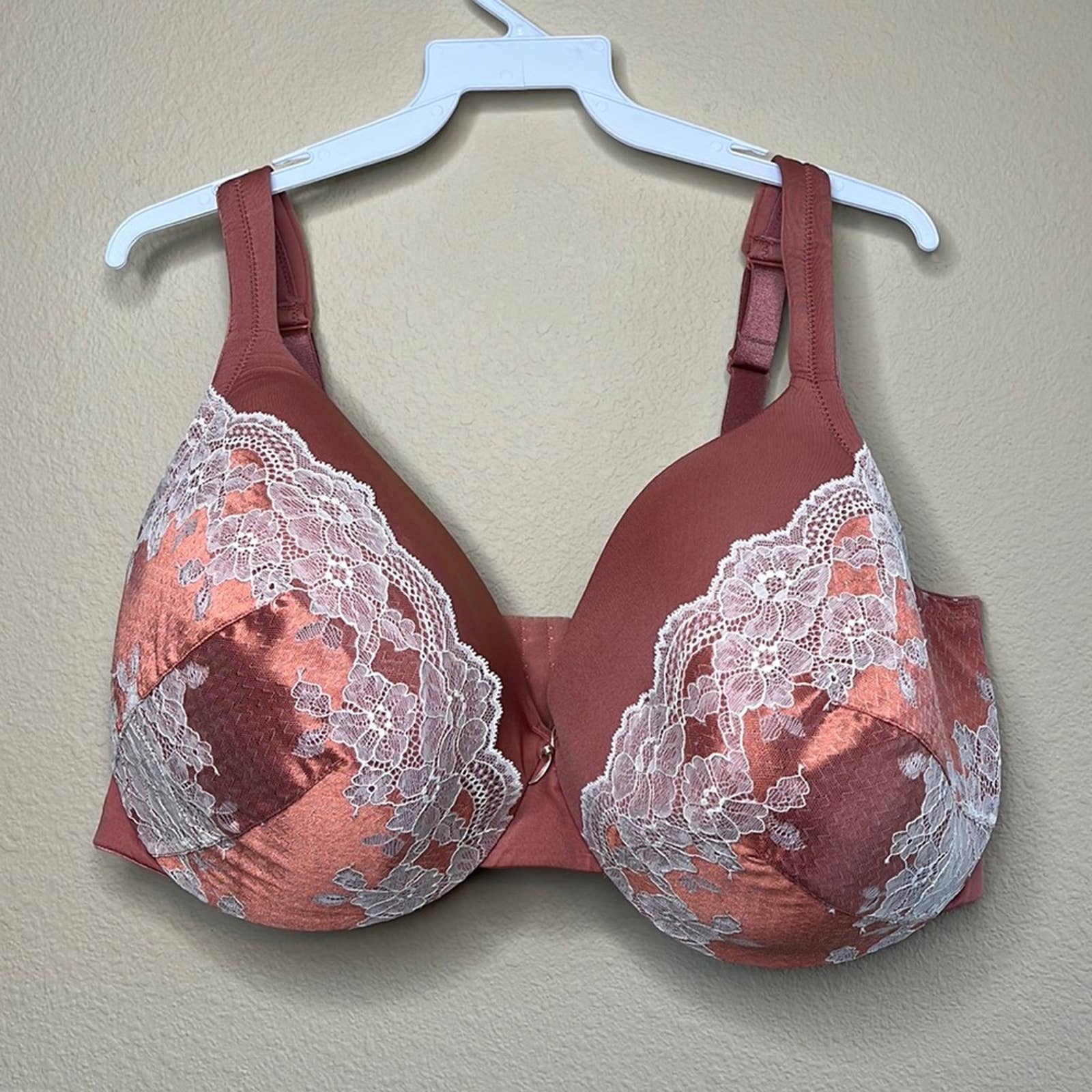 42G Cacique Plus Dusty Rose Pink White Lace Lightly Lined Full