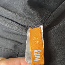 Load image into Gallery viewer, Medium Lucy Black Short Cropped High Rise Yoga Pants
