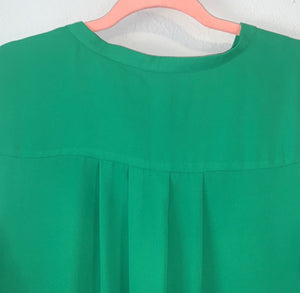 Torrid HARPER - GREEN GEORGETTE SLEEVELESS BLOUSE