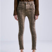 Load image into Gallery viewer, Zara | Snake Print Skinny Jeans
