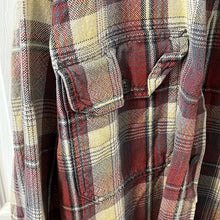 Load image into Gallery viewer, Extra Large Levi’s Mens Red Plaid Thick Flannel Button Up Shirt
