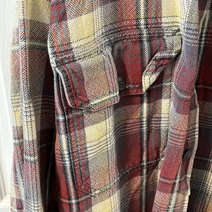 Extra Large Levi’s Mens Red Plaid Thick Flannel Button Up Shirt