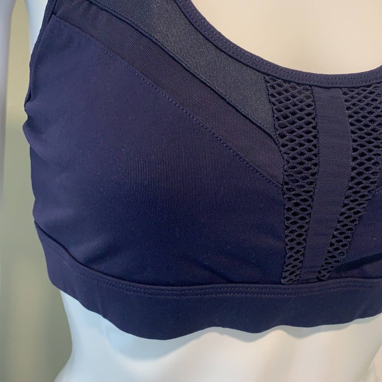 Size Large Alo Yoga Navy Blue Thick Strap Equalizer Sports Bra – Thrifty  Babes