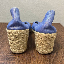 Load image into Gallery viewer, Sz 7 Ralph Lauren Cecilia Periwinkle Blue Espadrille Wedge Sandals
